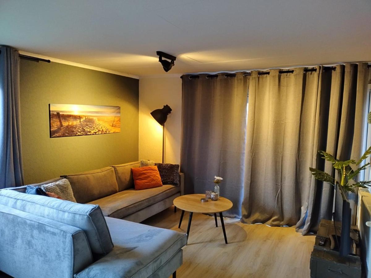 Het Dobbertje, Charmant Houten Huisje Sint Maartensvlotbrug Exteriér fotografie